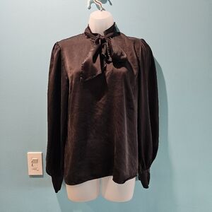 La Femme En Noir Sleepy Hollow Black Silk Blouse